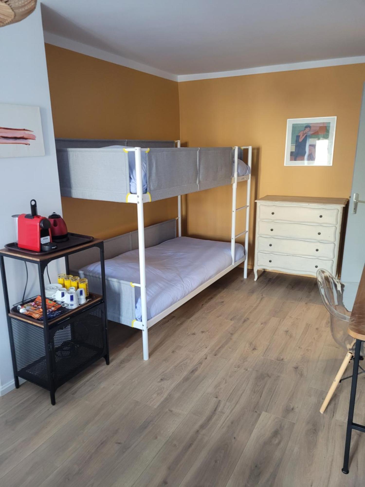 Chambres D'Hotes Du Bistrot D'Ici Saint-Saturnin  Екстериор снимка