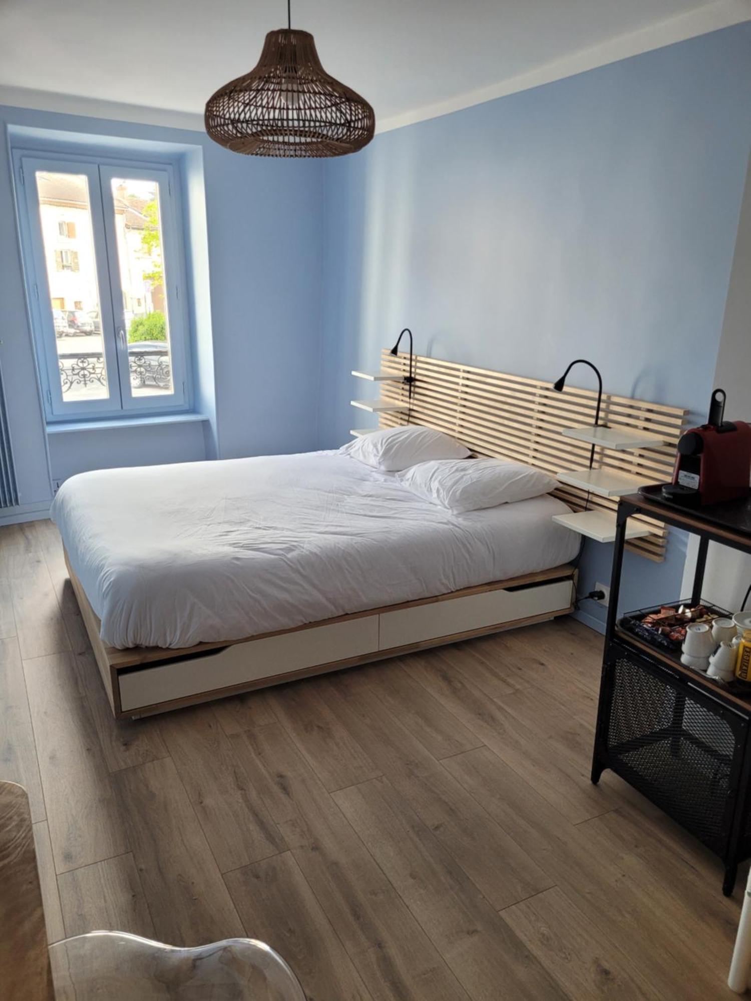 Chambres D'Hotes Du Bistrot D'Ici Saint-Saturnin  Екстериор снимка